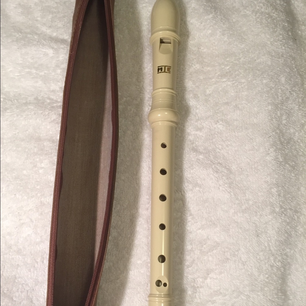 175W Soprano Recorder