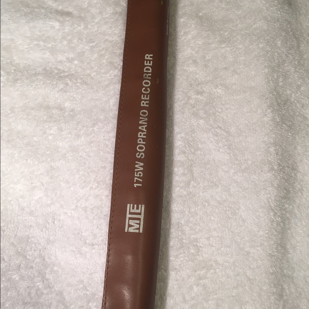 175W Soprano Recorder - Picture 4 of 4
