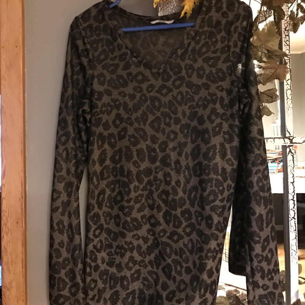 BKE long sleeve cheetah print top!