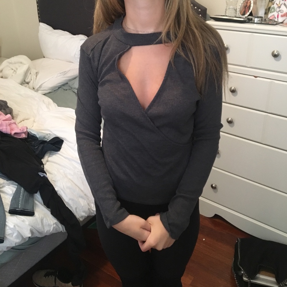 V NECK VINTAGE HAVANA GREY SWEATER