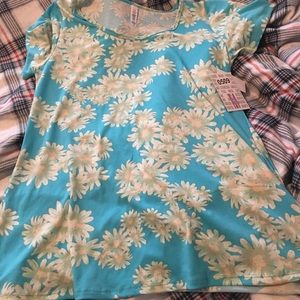 LULAROE Classic T Size Medium
