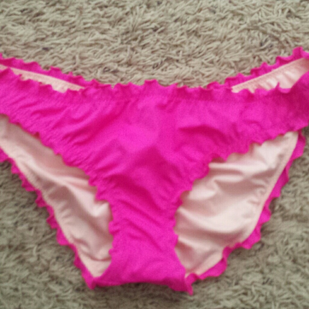 Victoria Secret Pink Ruffle Cheeky Medium NWT
