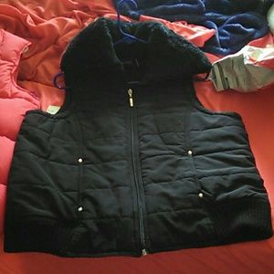 Daisy fuentes black fur over vest