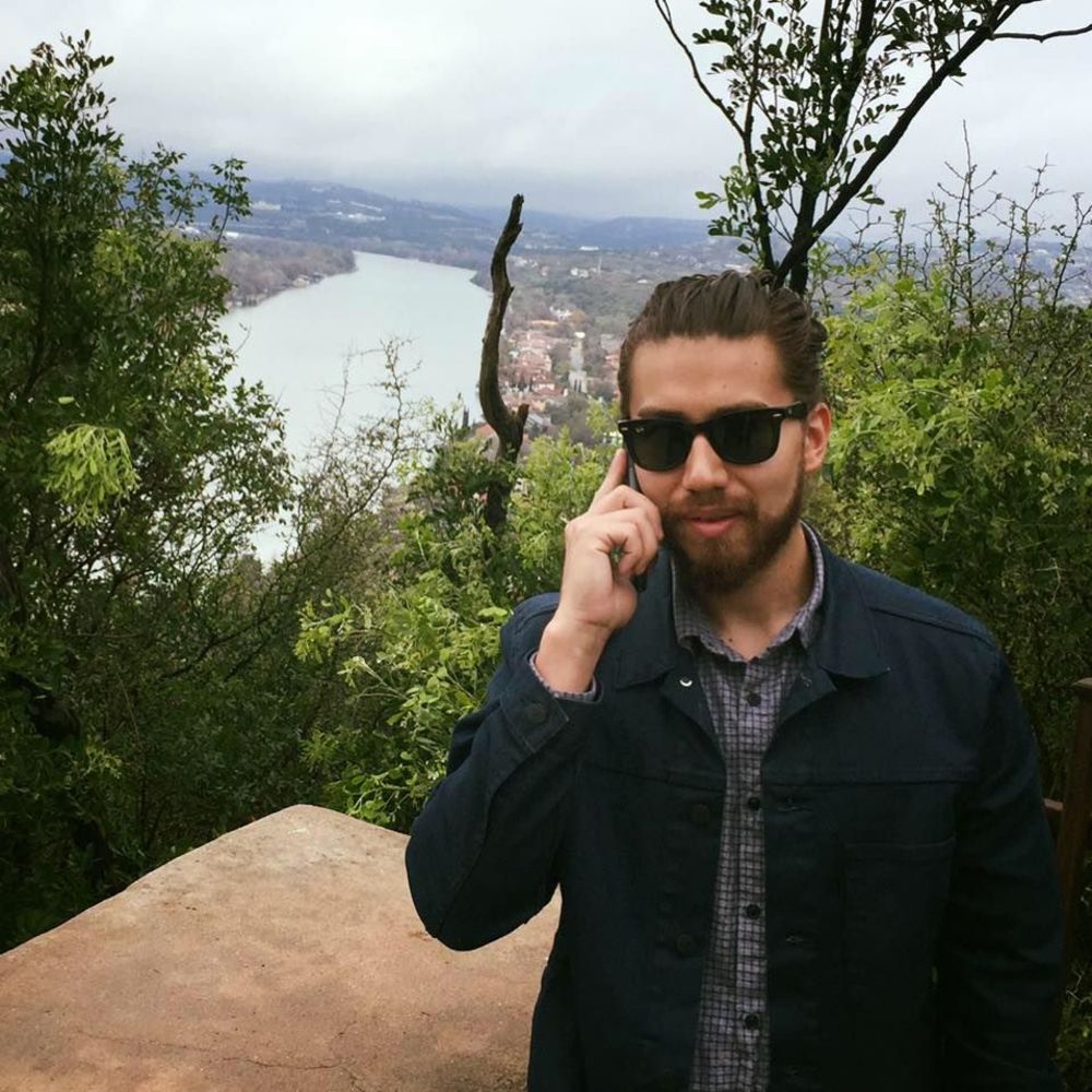 Meet your Posher, Eduardo