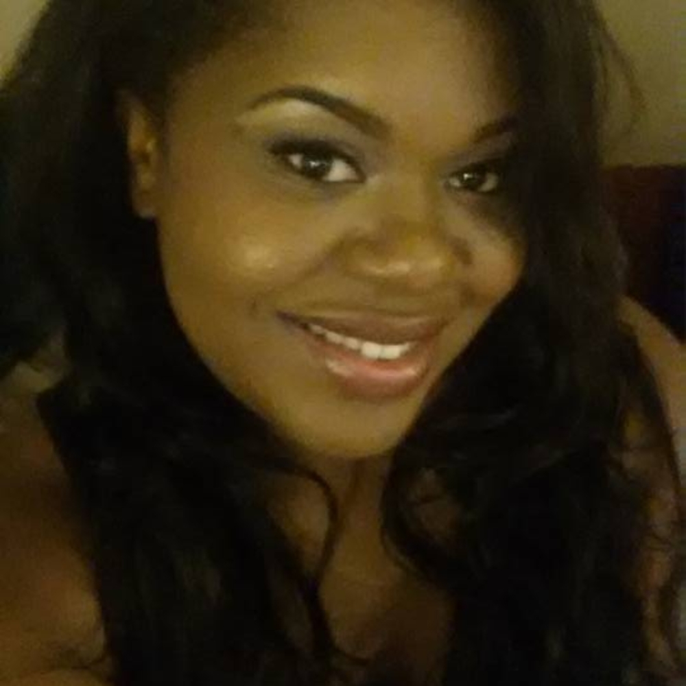 Meet your Posher, Alesha