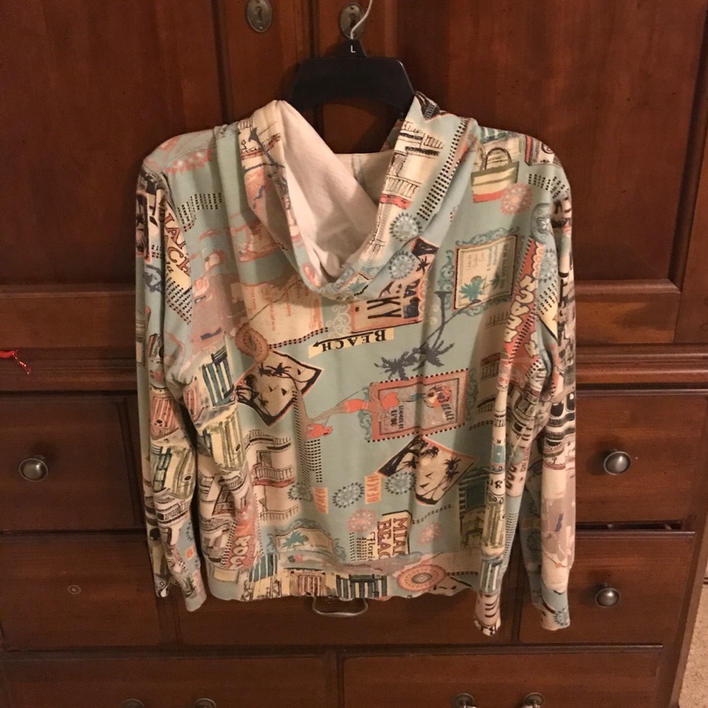 Hoodie - Picture 2 of 3