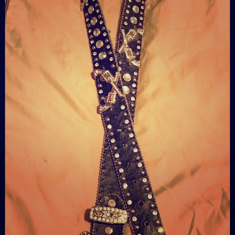 Montana West Crossed Pistols western bling belt