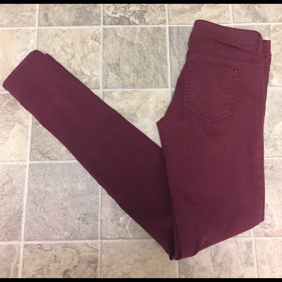 Divided by H&M Skinny Jeans - Picture 2 of 4