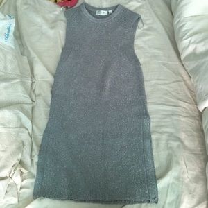 Sleeveless knit sparkle top