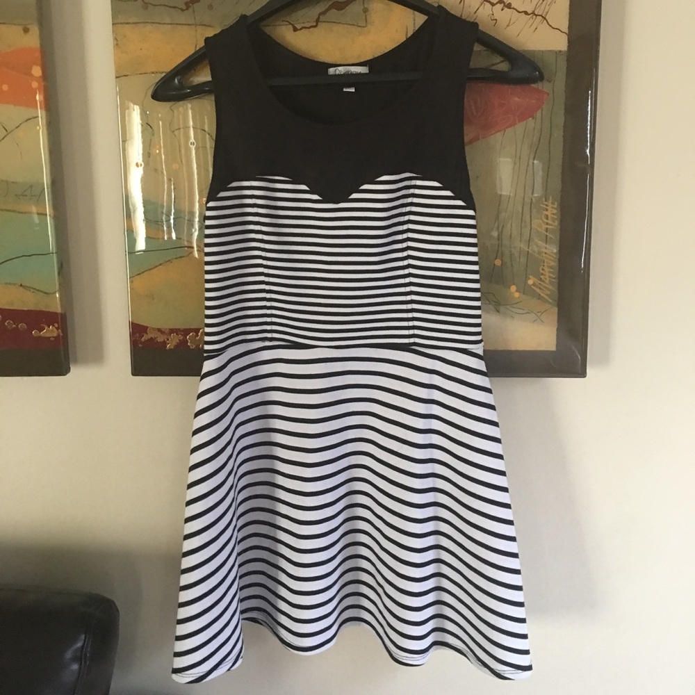 🌺💕Ladies Sleeveless A-Line Dress💕🌺