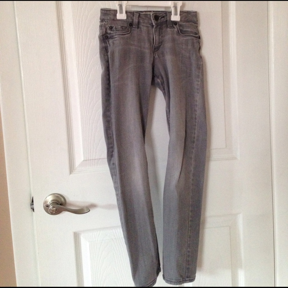 Grey super skinny jeans