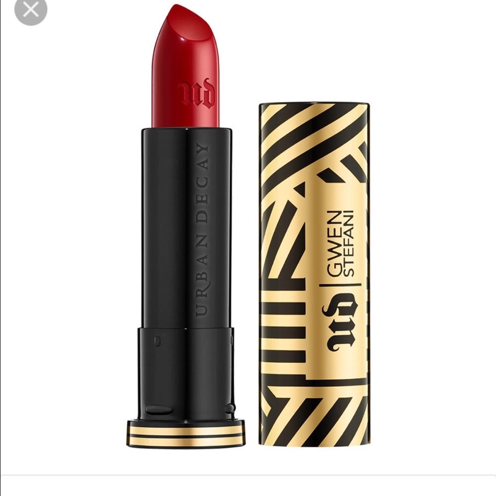 URBAN DECAY! Gwen Stefani lipstick