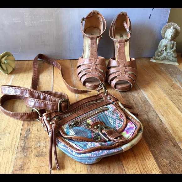 💘HP💘! New Tribal Boho Festival Crossbody - Picture 2 of 8