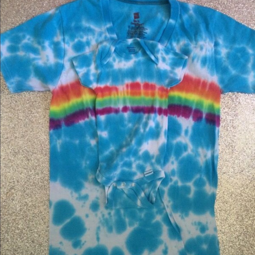 🔴 Mother & Me: tie-dyed matching gift 🎁 set! 🌈