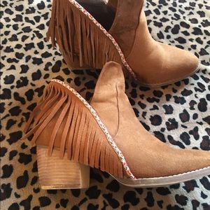 Mia Fringe embroidered booties 81/2