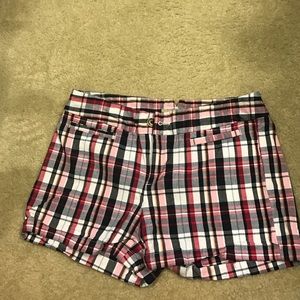 Banana republic plaid shorts