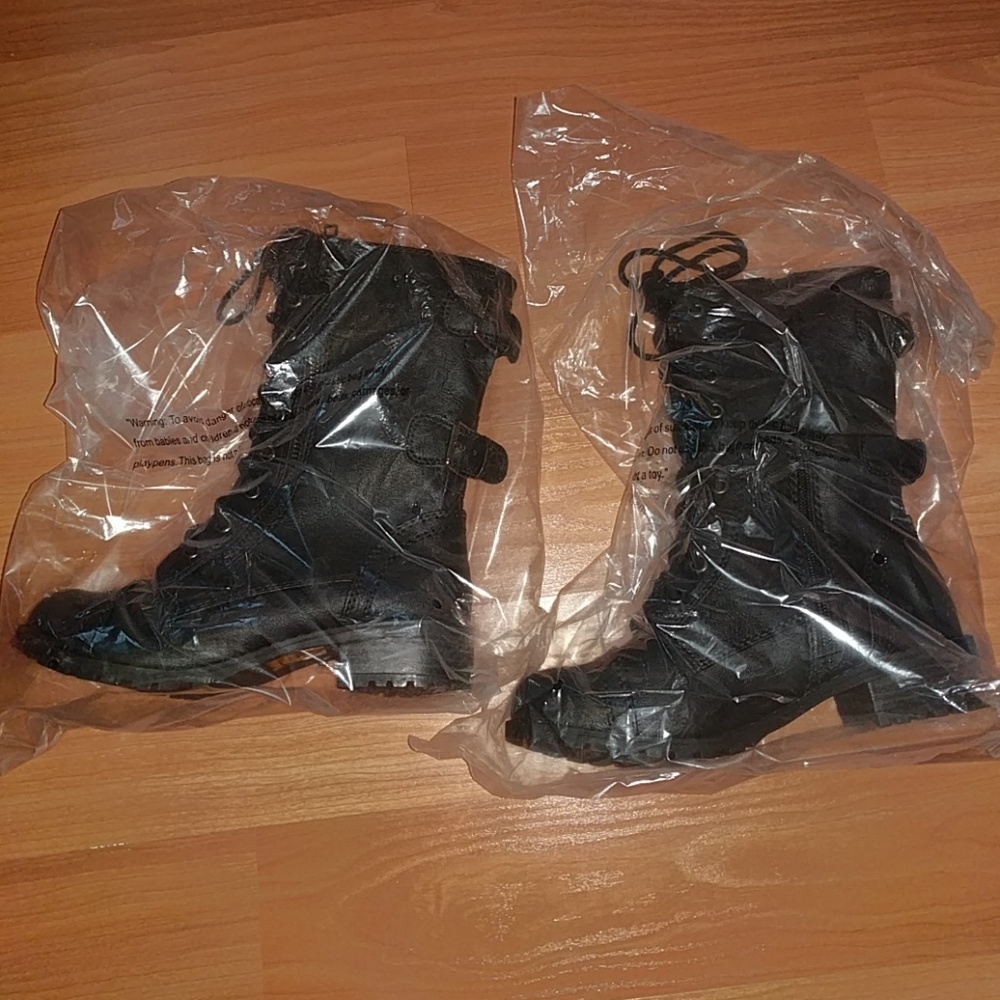NWT Black Combat Boots