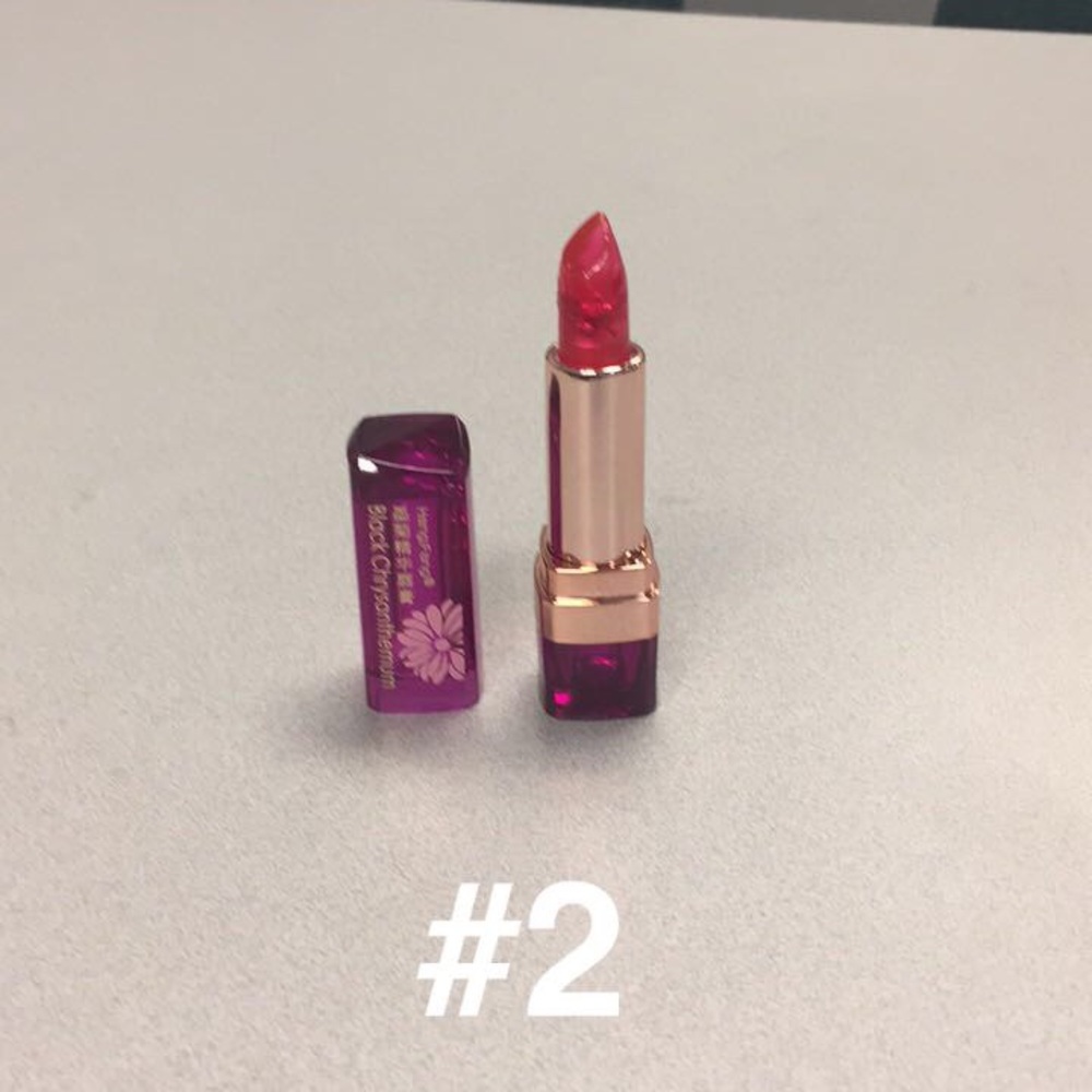 Jelly flower lipstick ๐ - Picture 3 of 5