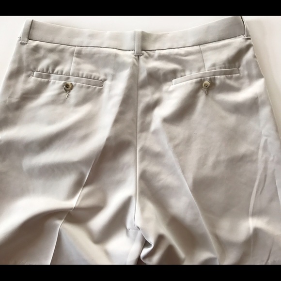 Light Khaki sz 36 Perry Ellis shorts EUC c - Picture 2 of 5