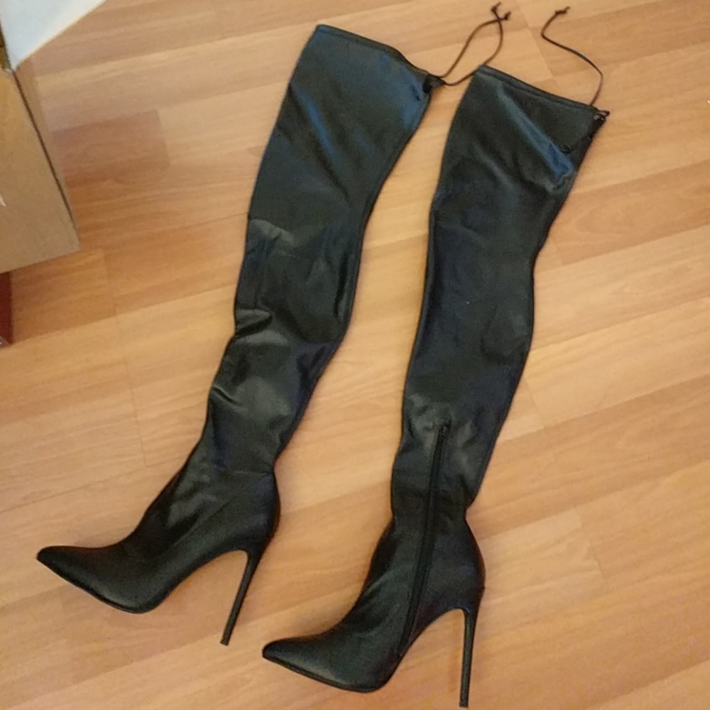 NWT Brand New Faux leather thigh high boots
