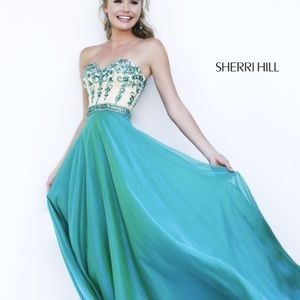 Sherri Hill prom dress size 00