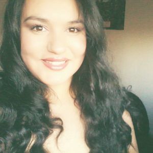 Meet your Posher, Desiree