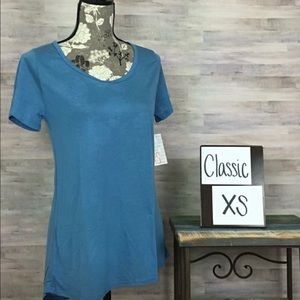 Lularoe Classic T (XS)