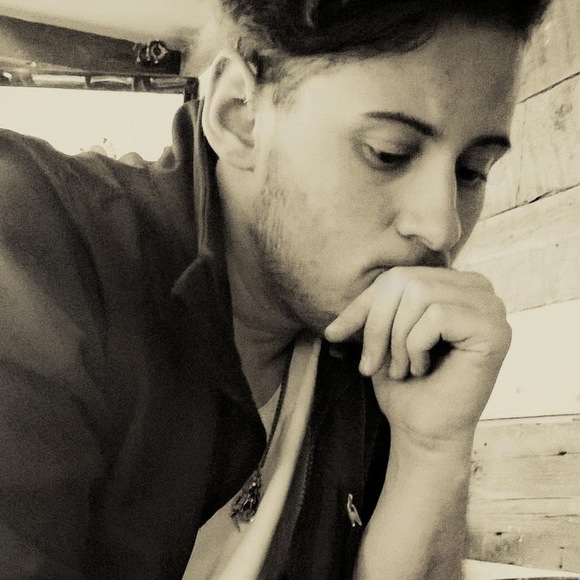 Meet your Posher, Elijah - Picture 1 of 1