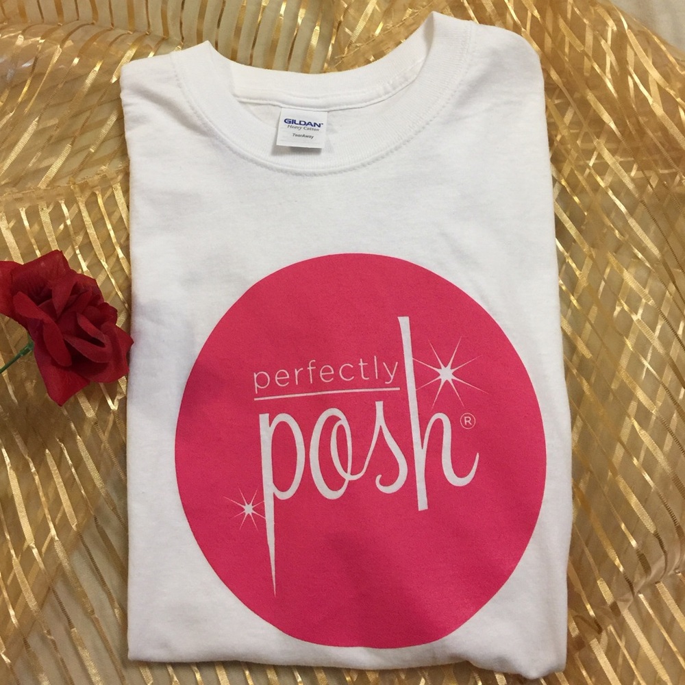 NWOT Perfectly POSH t-shirt