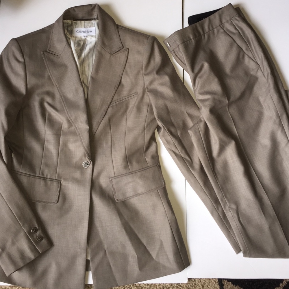 Women's Calvin Klein Pants Suite