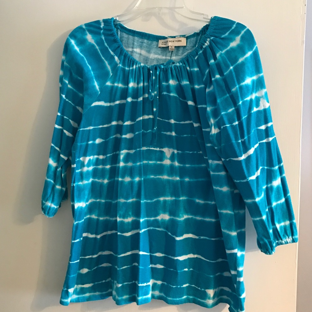 Jones of New York stylish top. XL.