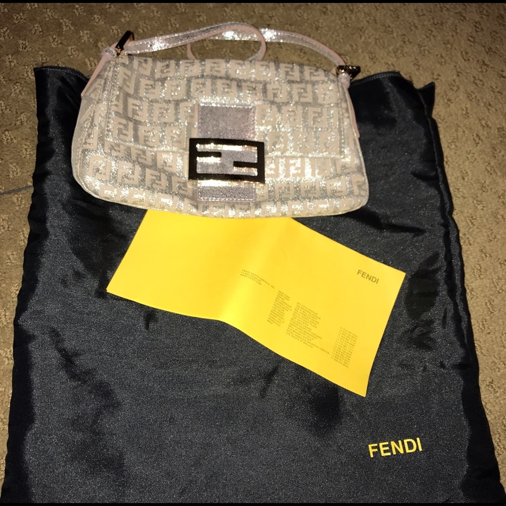 Fendi small shoulder pouch purse