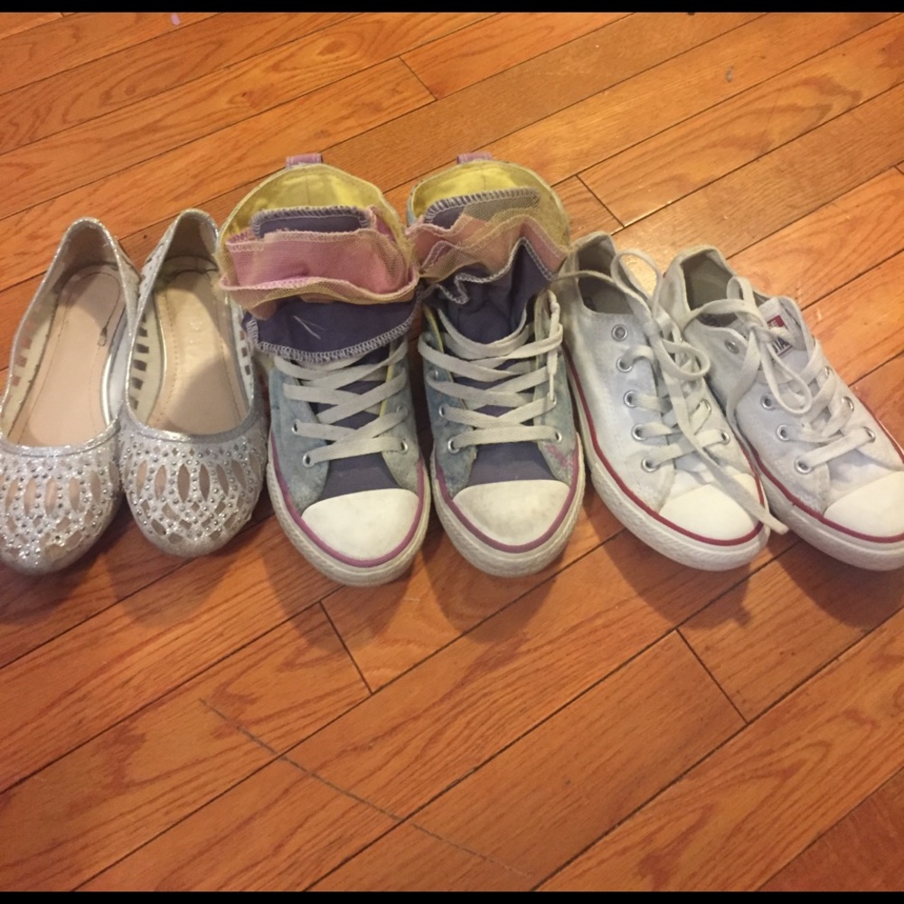 2 converse and summer flats size 1