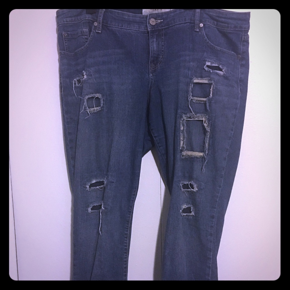 Distressed Torrid Boyfriend cut Jeans