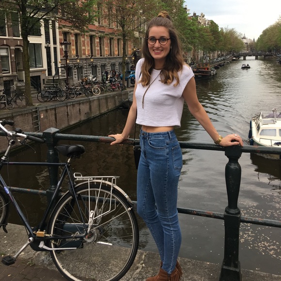 Meet Your Posher 🤓🙋🏻 - Picture 2 of 7