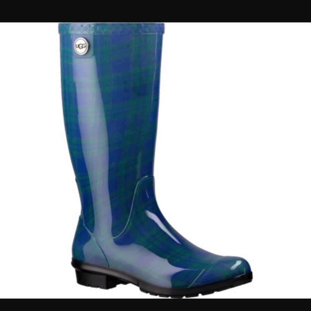 NWT UGG Women's Shaye Plaid Night Sky Rainboot sz9
