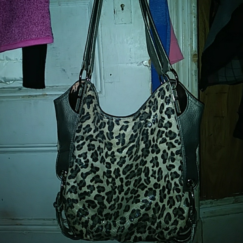 Leopard handbag