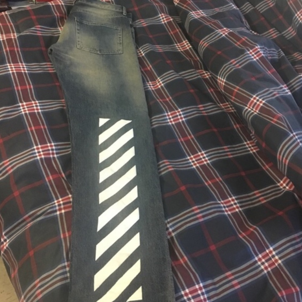 Off-White Light Blue Jeans