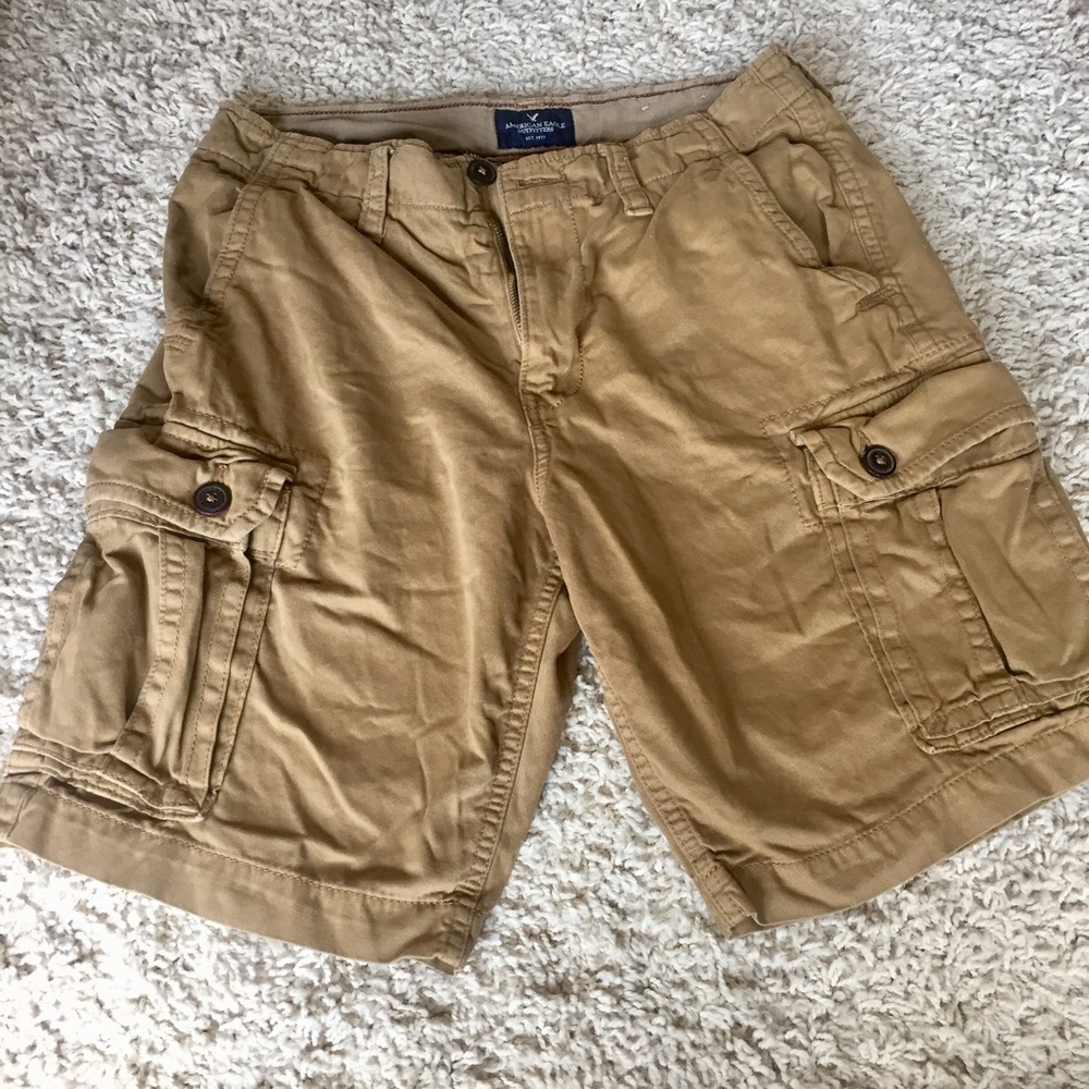Men's AE Cargo Shorts.