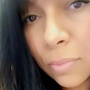 Meet your Posher, Sylvia