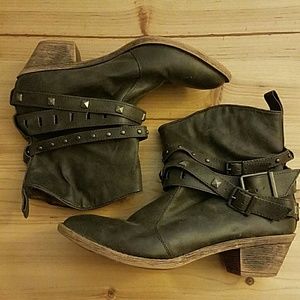 Festival Boots!!! Chic, studded, western-inspired!