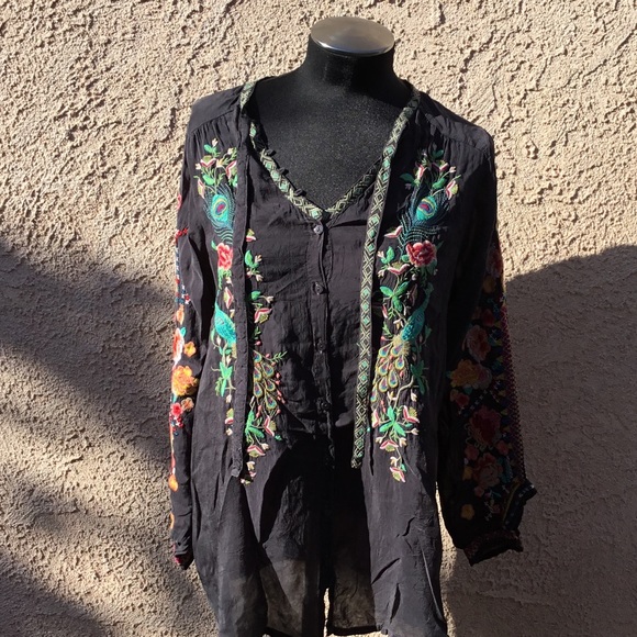 Johnny Was shirt - Picture 2 of 7