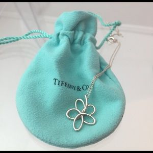 Tiffany Paloma Picasso Flower Pendant Necklace