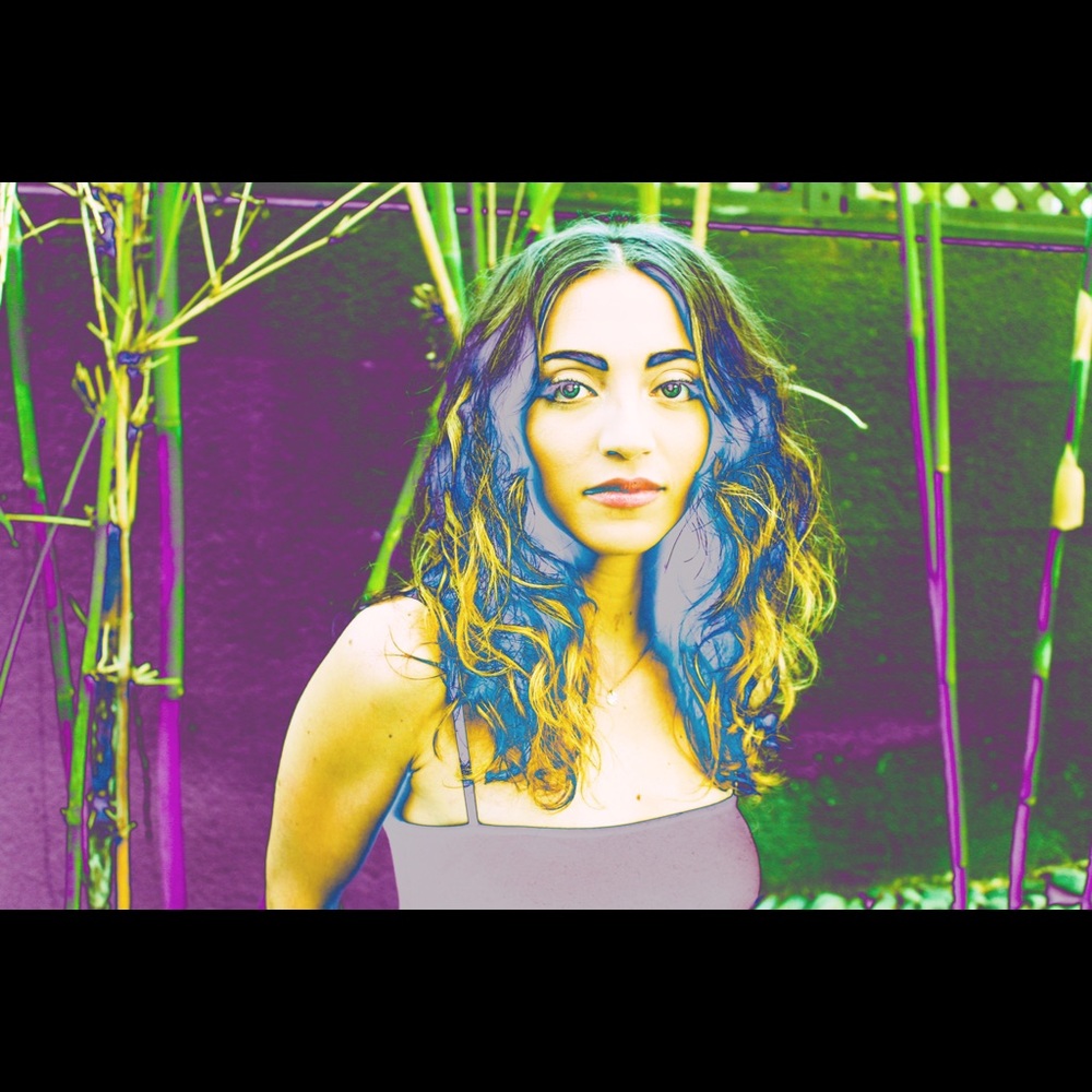 Meet your Posher, Camille