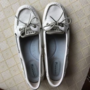 Sperry top-sliders in white