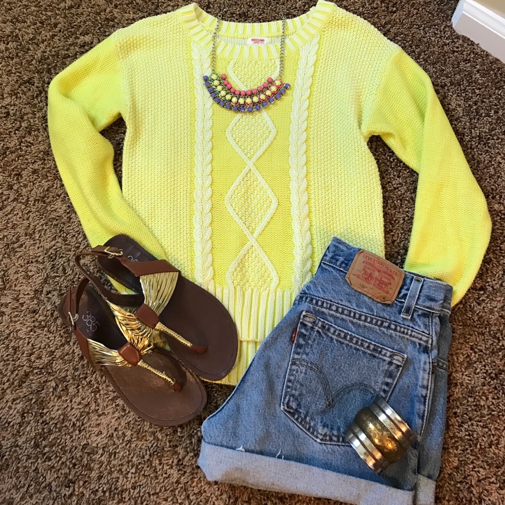💛Bright Yellow Cable Knit Sweater💛