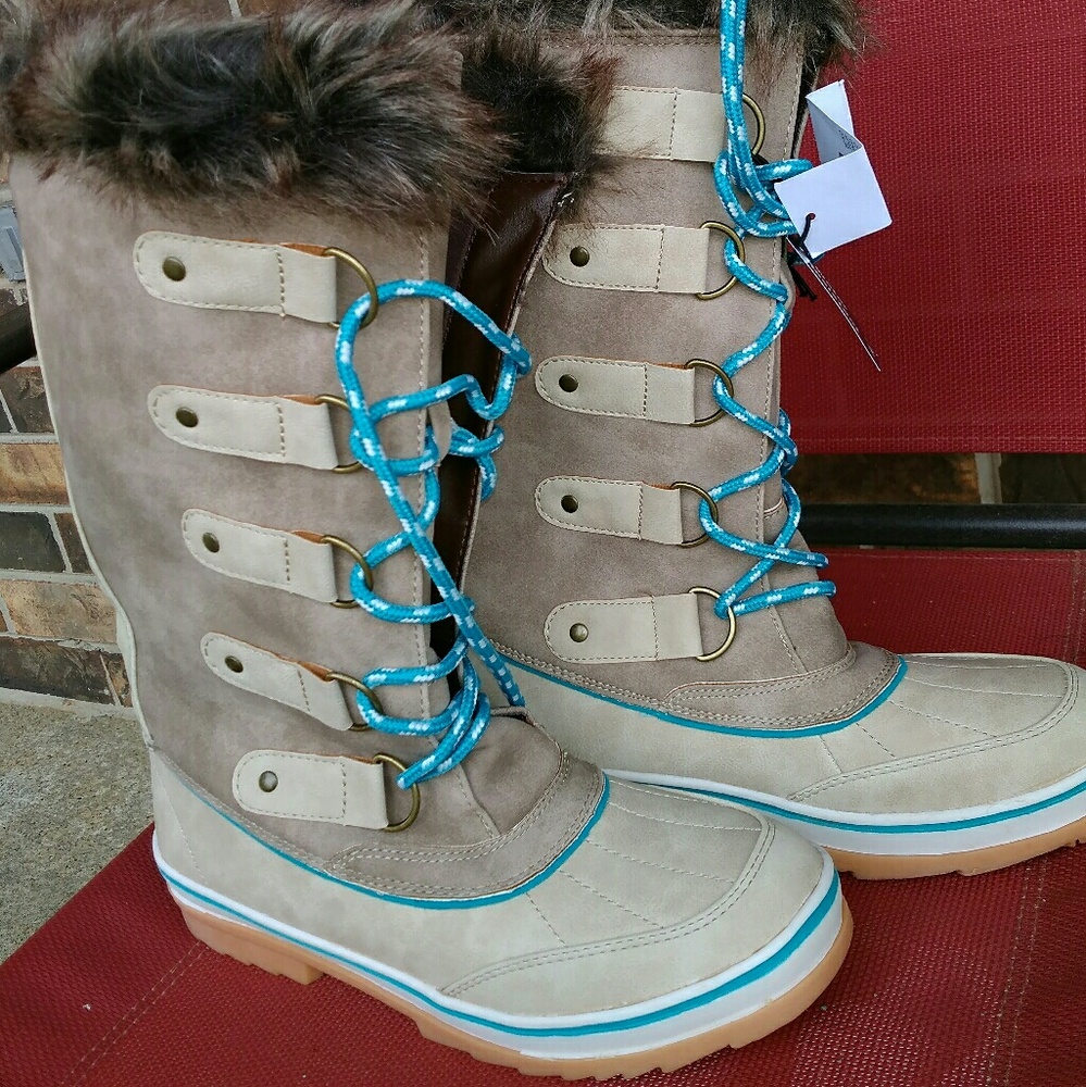 Fur boots