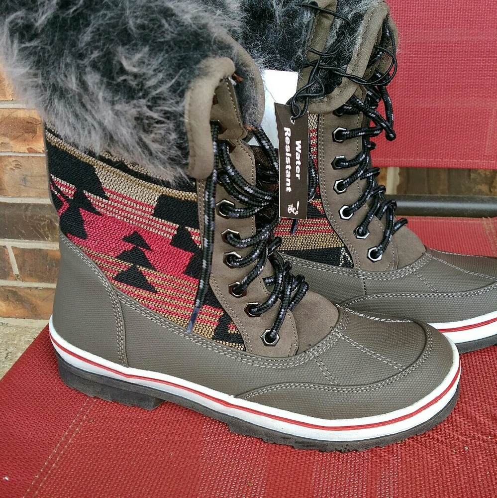 Fur boots