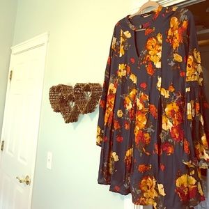 Blu Pepper Dark Floral Keyhole Dress