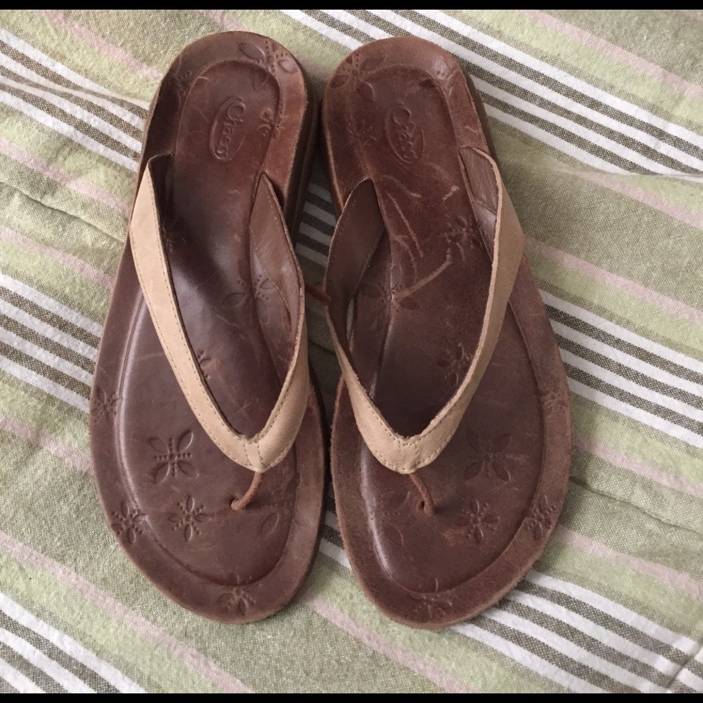 Flip flops leather